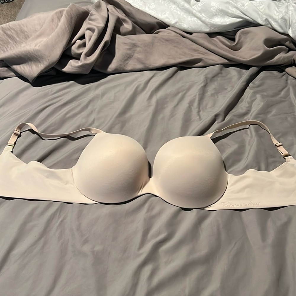 Victoria Secret Incredible Bra